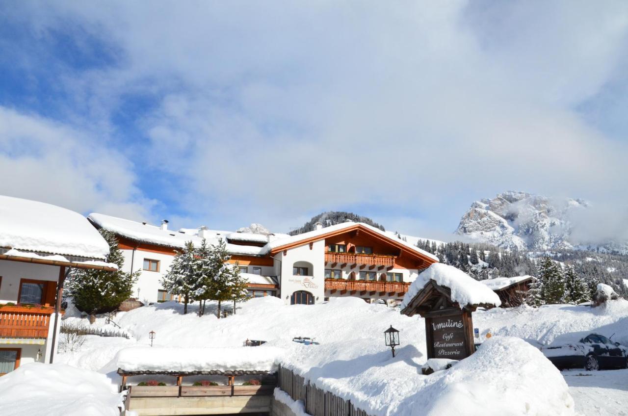 Hotel Chalet Dlaces Wolkenstein in Gröden Exterior foto